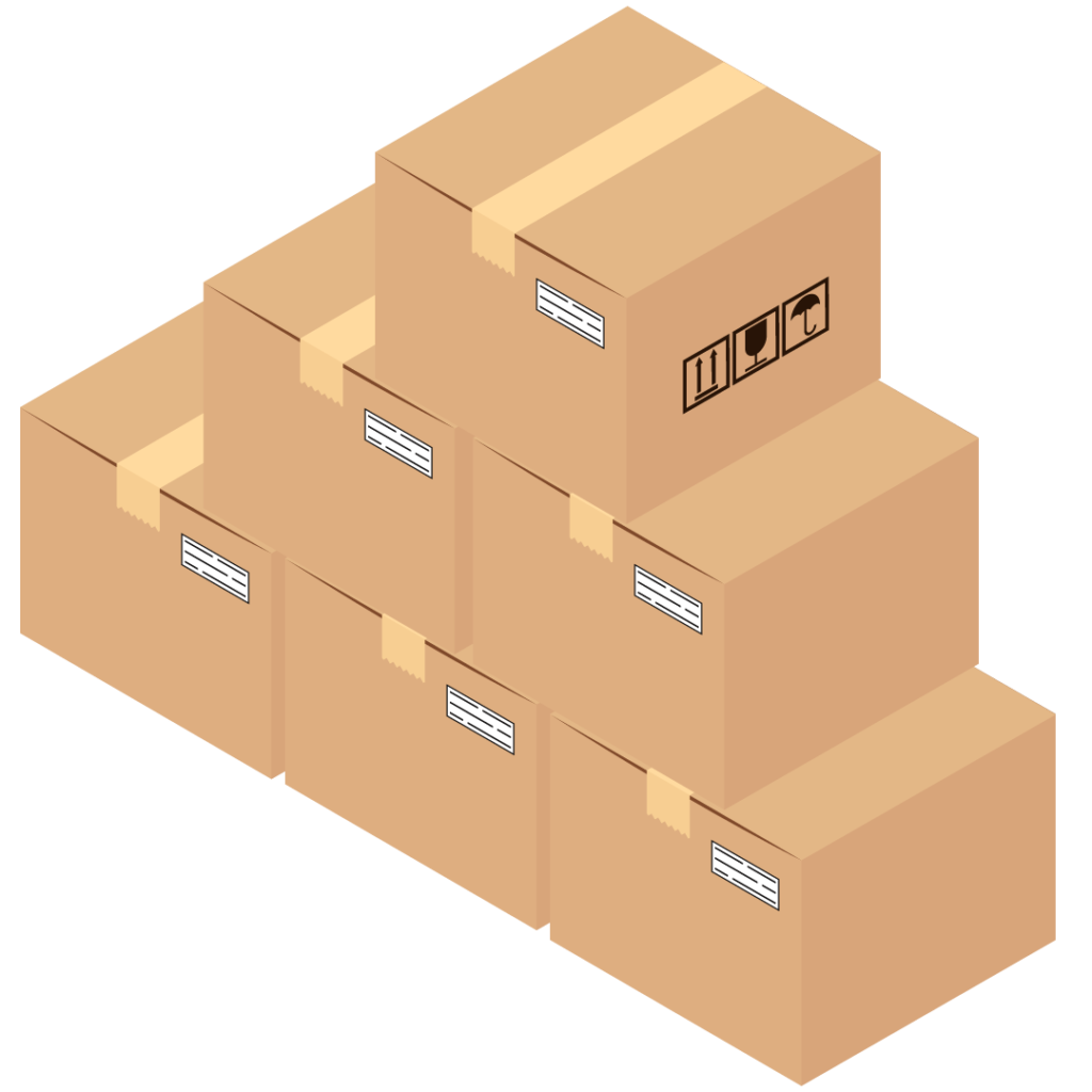 Cartons stockés empilés en pyramid